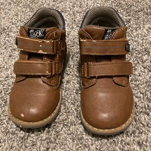 brown Velcro boots with navy details size toddler boy 9